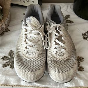 Women’s Nike Shoes size 9.5